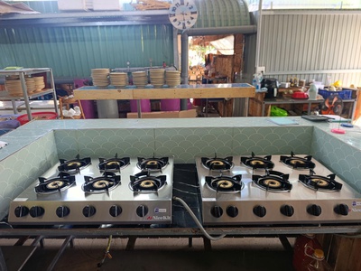 Bếp Gas 6 Lò Khè Kiềng Gang IKURA 3