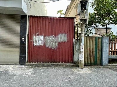 Bán mảnh đất 49,5m2 mặt ngõ lớn, oto tránh, vị trí trung tâm Giang Biên 0