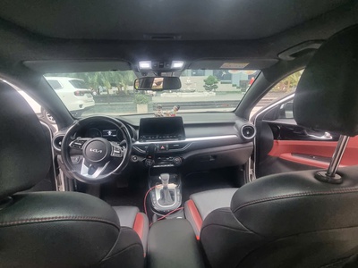 Kia K3 2.- Premium 2022 3