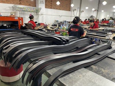 ĐỒ DA XƯỞNG XỊN hàng lên sẵn,đặt hàng là có ngay 0