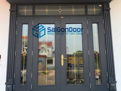 Cửa thép vân gỗ 4 cánh   Tôn lên vẻ đẹp đẳng cấp cho ngôi nhà 1