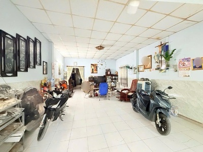 Bán nhà ngay chợ bình thành, bình tân - chỉ 60triệu/m2 - ngang 5m - hẻm xe tải chạy - 5 tỷ 1