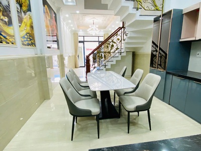 Siêu phẩm liên khu 5-6 ngay chợ giáp tân phú hẻm 8m thông 64m2 -5 tầng nhỉnh 6 tỷ 2