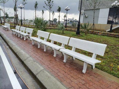 Ghế đá công viên Hồ Chí Minh 0