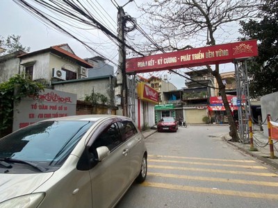 Tư đình   phân lô quân đội   ô tô vào nhà   có ô chờ thang máy 0
