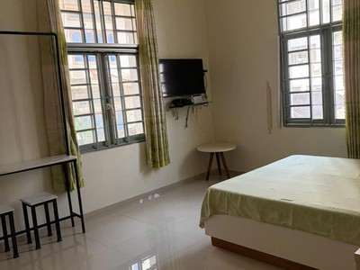 Cho thuê căn hộ trung tâm   sáng thoáng, full nội thất ngay phường sài gòn  quận 1 cũ 3