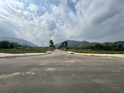 Bán lô đất trung tâm thành phố Hòa Bình, 18tr/m 2