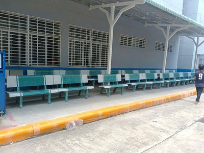 Ghế đá sân trường 1