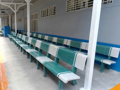 Ghế đá sân trường 2