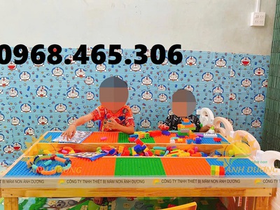 Bàn chơi lego cho bé, bàn lego trẻ em bằng gỗ 1