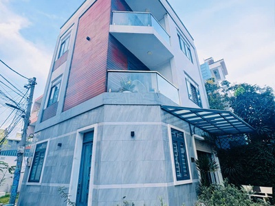 17tr  Cho thuê nhà góc 2MT Đường 22 Linh Đông 4PN3WC 180m  đậu ô tô 17tr TL 5