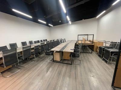 Cho Thuê VP 260m2 và 350m2 full nội thất tại Royal City Nguyễn Trãi 5
