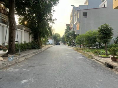 Bán lô đất biệt thự cực rẻ mặt phố Nguyễn Viết Xuân, KĐT An Phú, TP HD, 220m2, mt 10m 2