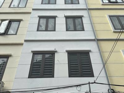 vị trí trung tâm ngọc thụy long biên 0