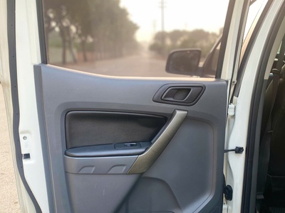 Bán Ford Ranger Xls 2015   Máy Dầu   Số Tự Động   5 Chỗ 6