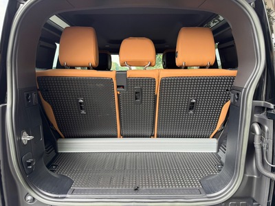 Bán Land Rover Defender HSE LE 2022, cực chất cho ae đam mê 8