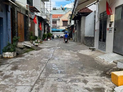 Bán đất tặng nhà c4 - 60m2 - dương quãng hàm - khu vip gò vấp - phù hợp đầu tư giữ tiền - sẵn hđ 1