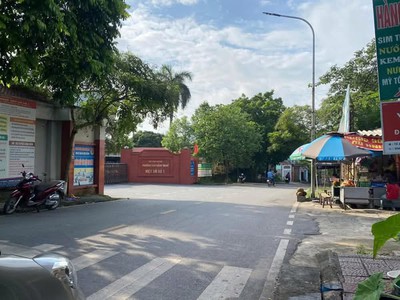 Đất mặt đường phạm văn đồng   sát đảng uỷ phường xuân hoà, phú thọ   100m  full odt 2