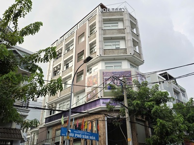 Tin thật, 1102 mặt phố q.tân bình chỉ 132tr/m2 đối diện sân golf làm khách sạn , vp 1