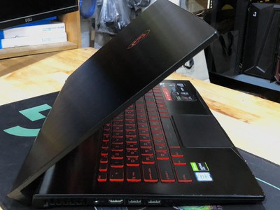 Laptop MSI GF75 Thin Core i7-9750H Ram 16GB SSD 512GB VGA Rời GTX 1650 Màn 17.3 Full HD Máy đẹp 3
