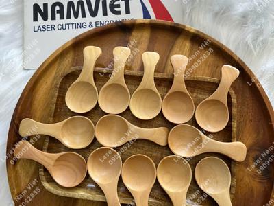 Laser Nam Việt cung cấp mâm, khay gỗ khắc logo theo yêu cầu 3
