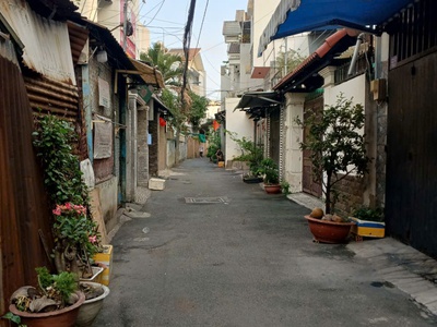 Bán nhà 4 tầng- hẻm 4m Phạm Văn Chiêu- gần Emart 2- 61m2- Giá 6.9x tỷ 0