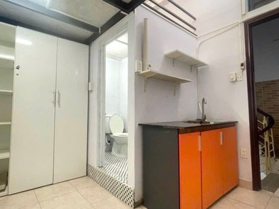 Gà đẻ trứng vàng - chdv nguyễn thượng hiền, p.6, bình thạnh - đối diện cao ốc botanic 2