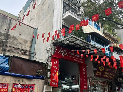 Cho thuê mặt bằng phố cổ 138m2 hàng khoai 1