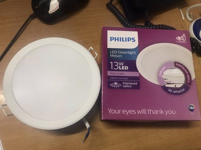 Nhà phân phối thiết bị chiếu sáng Philips chính hãng 5