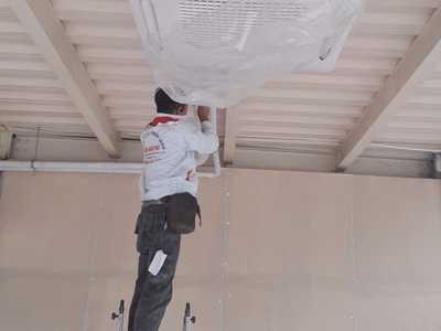 Lắp đặt máy lạnh LG âm trần 5.5 ngựa cho showroom 0