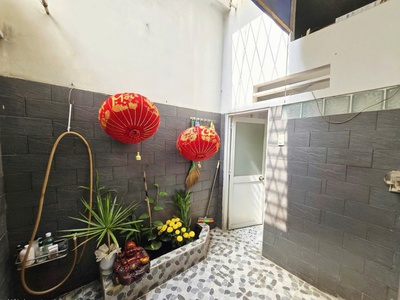 Bán nhà sát aeon tân phú - 3 tầng - 95m2 4.3x22m  - 6.x tỷ - hxh 2