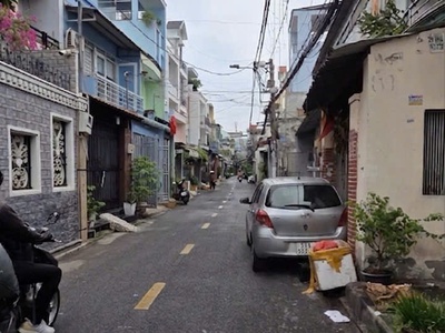 Bán nhà sát aeon tân phú - 3 tầng - 95m2 4.3x22m  - 6.x tỷ - hxh 0