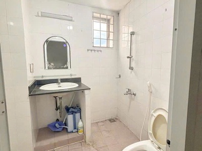 Cần cho thuê phòng mặt tiền trần hưng đạo - phường 1 - quận 5 - tp.hồ chí minh. 4