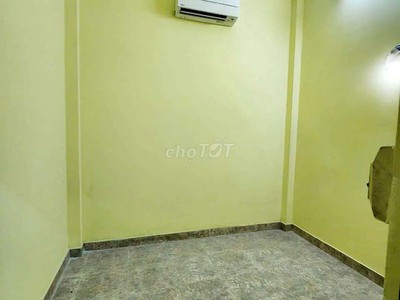 13tr Cho Thuê Nhà gần ĐH Cảnh Sát Linh Tây 8.4x13m 1 trệt 1 lầu sân thượng 3PN 3WC 7