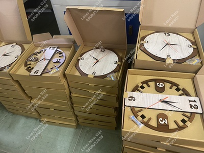 Cung Cấp Đồng Hồ Để Bàn Bằng Gỗ Theo Yêu Cầu 6