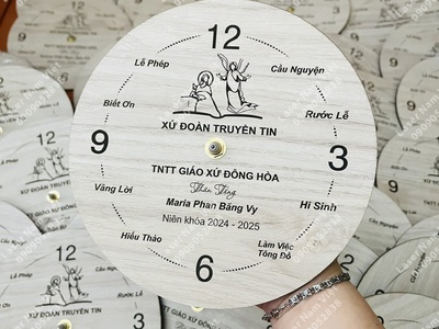 Cung Cấp Đồng Hồ Để Bàn Bằng Gỗ Theo Yêu Cầu 2