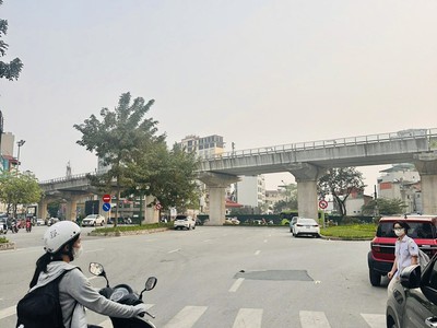 Mặt Phố Lạc Long Quân - 147m - Lô Góc Hiếm - Dòng Tiền Khủng - Đẳng Cấp Đầu Tư 2