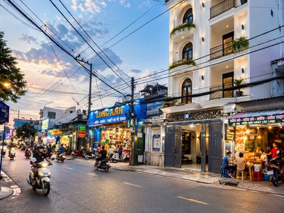 Hiếm ngang 8m diện tích 104m hẻm 8m thông chỉ nhỉnh 9 tỷ 1