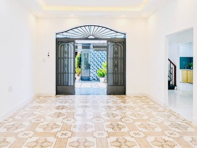 Tây thạnh   hxh thông   cách mặt tiền 1 căn   dòng tiền 12tr   chỉ 6.x tỷ 0