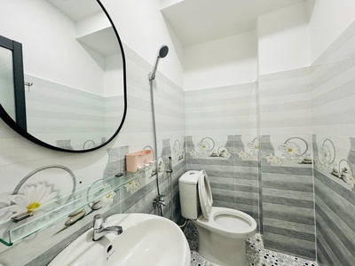 Bán nhà 2 tầng đặng văn bi thủ đức - 41m2 nở hậu - trung tâm trường thọ - 4.8 tỷ 2