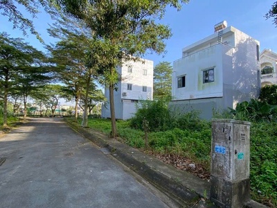 Lô đất đẹp sổ vuông như tờ a 4. đường nhựa 7 mét- khu dân cư nguyễn bình- giấy phép xây dựng chính 0