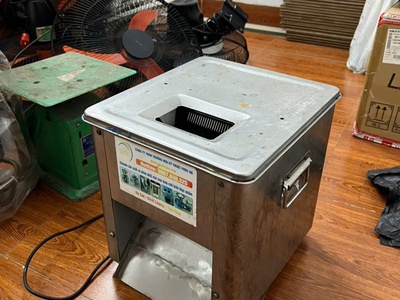 Thanh lý máy thái thịt 1 cửa lưỡi cắt 3,5mm 0