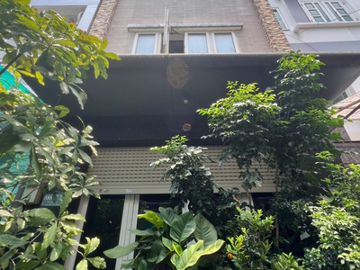 Bán gấp nhà mới đẹp hẻm 888// Lạc Long Quân P.8 Tân Bình. 2