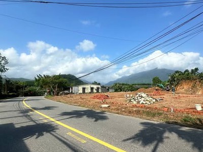 Đất mặt tiền QL 14G - Hòa Phú - Ngay cạnh Núi Thần Tài 2