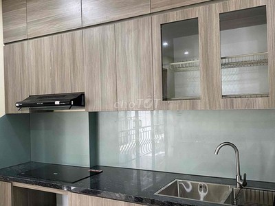 Cho thuê căn hộ studio đầy đủ đồ vào ở ngay, vị trí gần chợ, gần trường học Đường Đê Trần Khát Chân 0