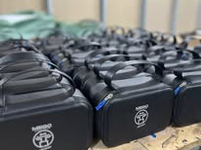 Tặng gì để khách hàng nhớ lâu Đồ da in logo là giải pháp hiệu quả 1