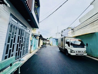 Siêu hời giảm hơn 1 tỷ nhà mới 70m 3 tầng 4 phòng ngủ full nội thất ngay tô hiệu 0