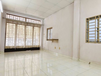 Giáp phan đăng lưu - sát mặt tiền ngay bv gia định - 63m2 chỉ 7 tỷ nhỉnh 0