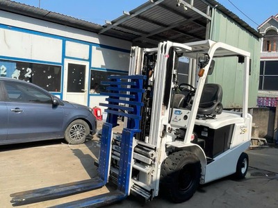 Xe Nâng Điện Tại Bình Dương 0