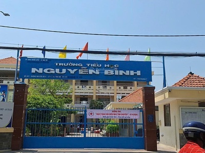 Bán đất nền sổ đỏ 5x23.5 đã có sổ kdc phú xuân giá 63tr thương lượng bao thủ tục sang sổ 1